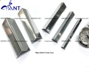 Nẹp nhôm V màu inox