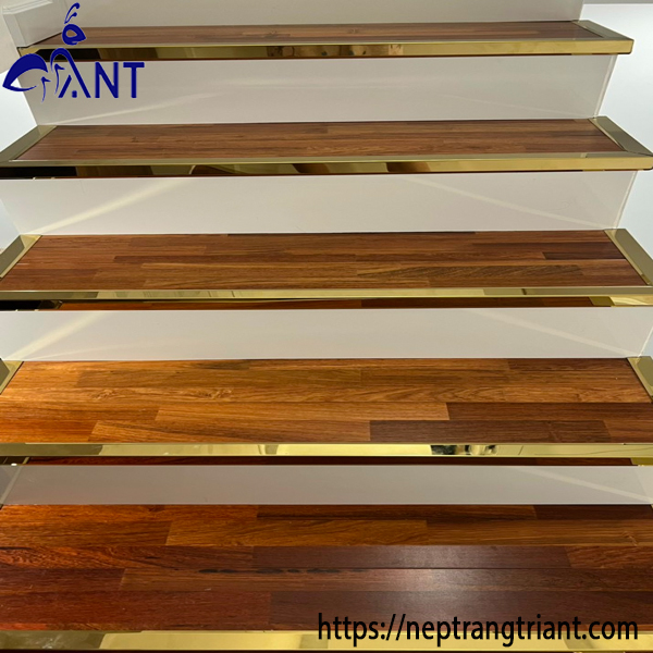 Công trình ốp Nẹp inox V15 vát cạnh