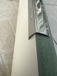 Nẹp v inox trắng gương