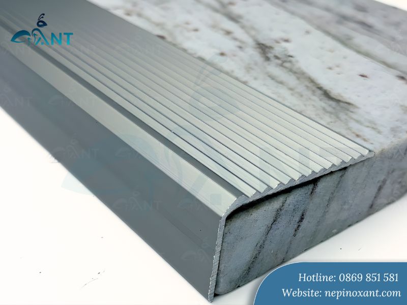 Ưu điểm của nẹp nhôm L40 gân