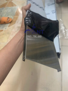 Len chân tường 10cm inox 304 màu trắng xước
