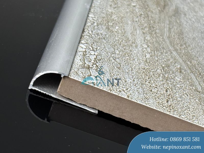 Nẹp ốp góc tường ANT