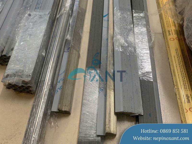 Cắt theo yêu cầu của khách hàng