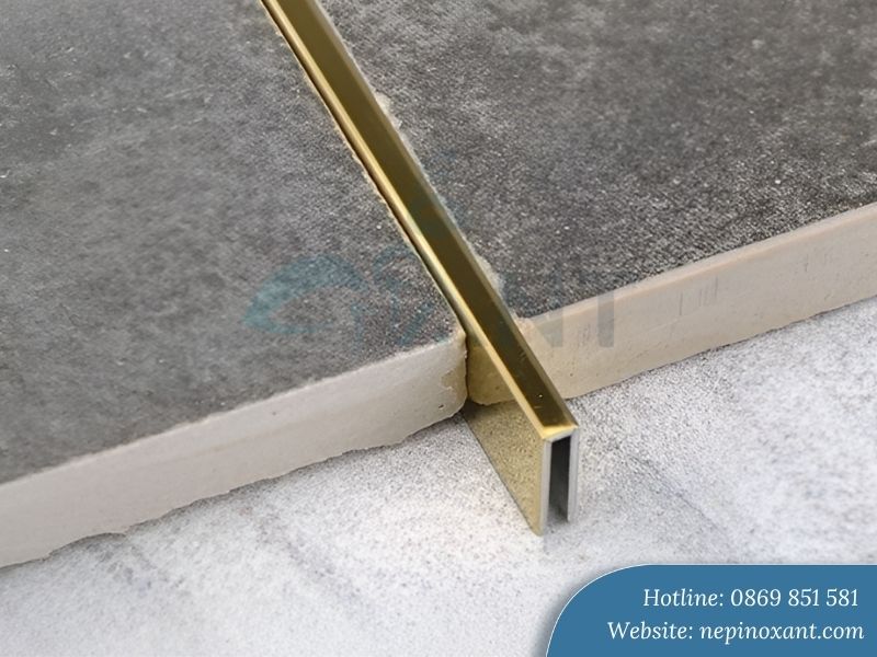Nẹp inox giúp xử lý khe giãn nở