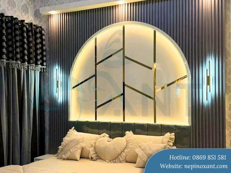 Nẹp inox trang trí đầu giường bằng inox mạ vàng tạo điểm nhấn