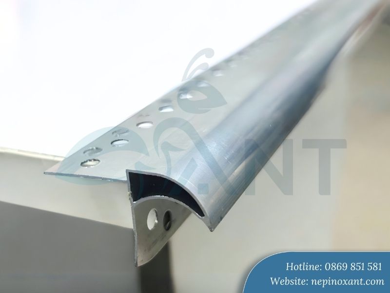 Nẹp ngắt nước phía trên