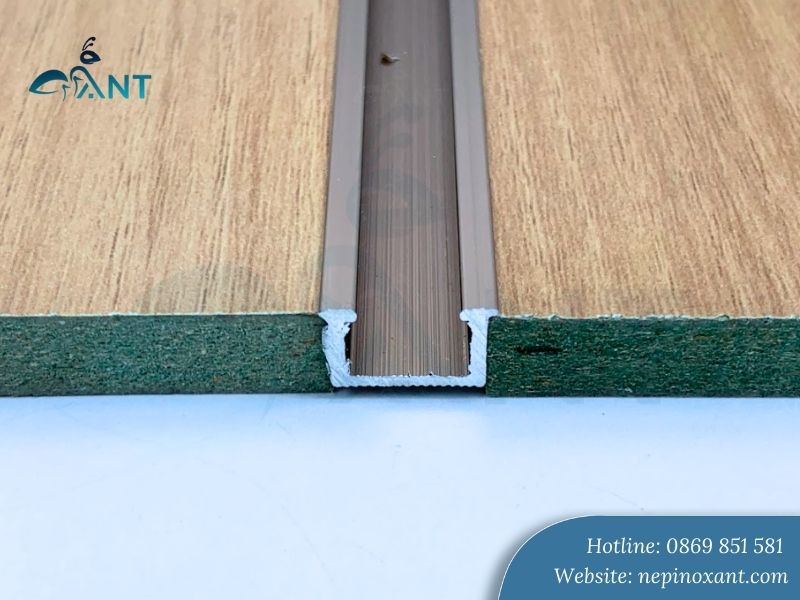 Ưu điểm vượt trội của nẹp nhôm U12 tai