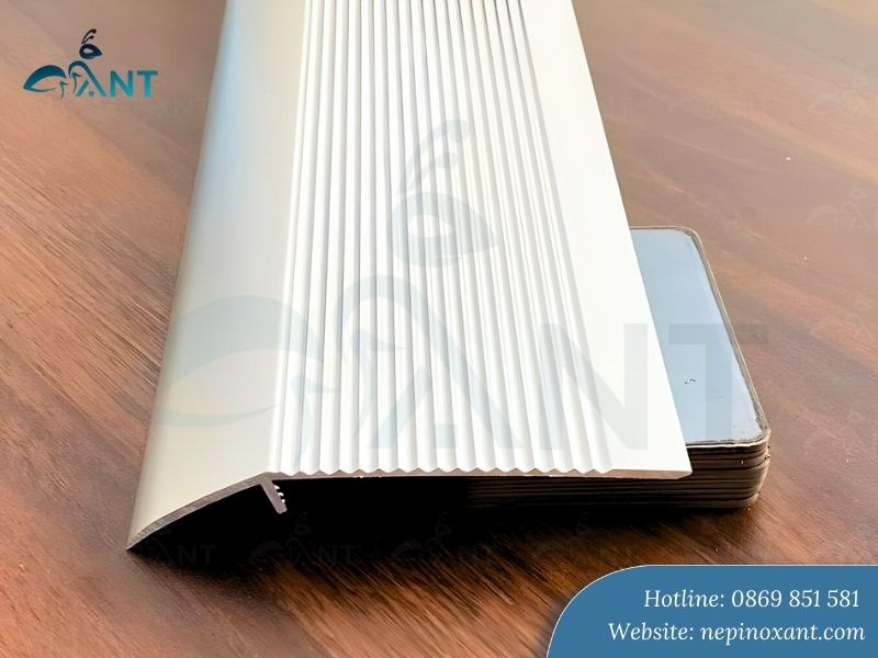 Nẹp nhôm chênh cốt K70