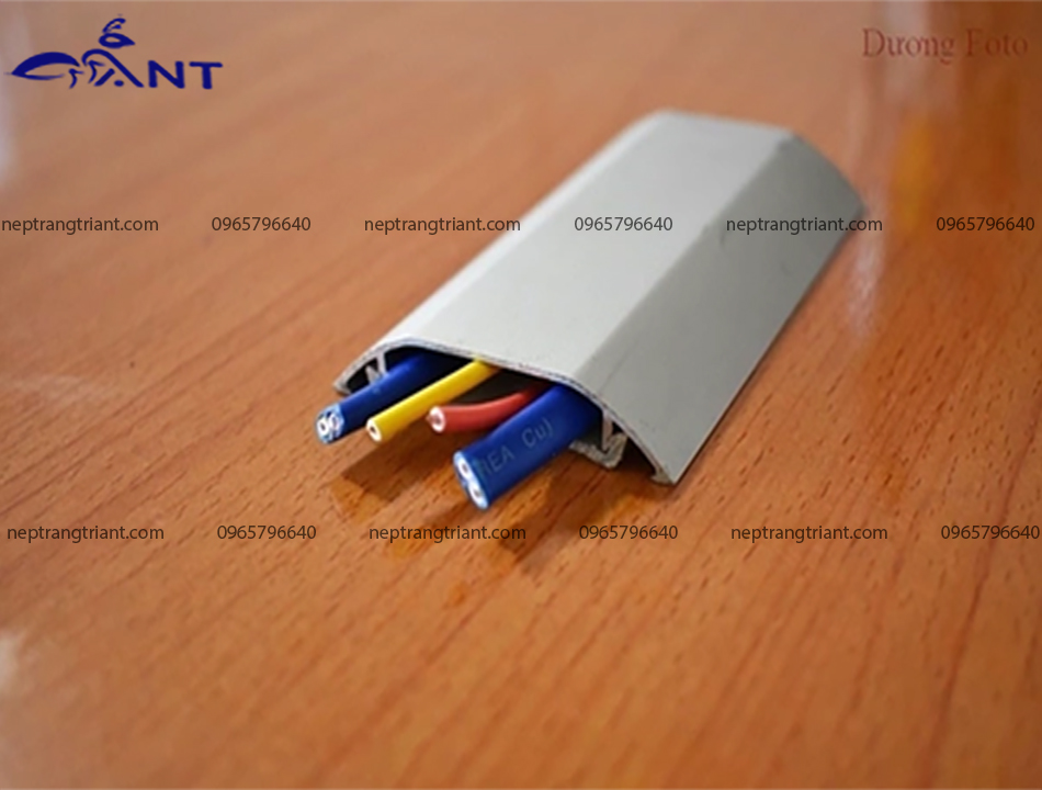 Nẹp nhôm luồn dây điện D60