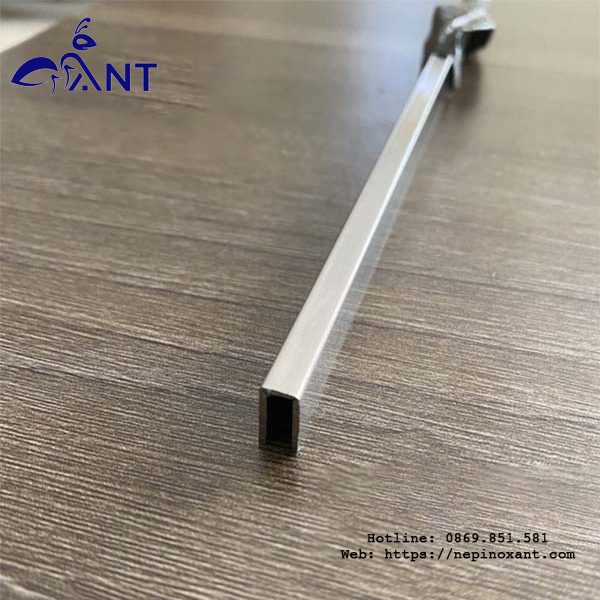 Nẹp inox U5 trắng xước